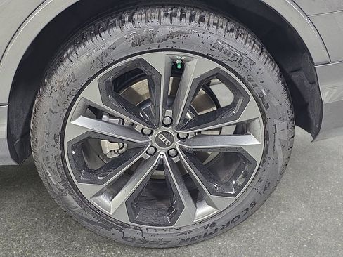 Used 2025 Audi Q7 3.0T Premium Plus image 32