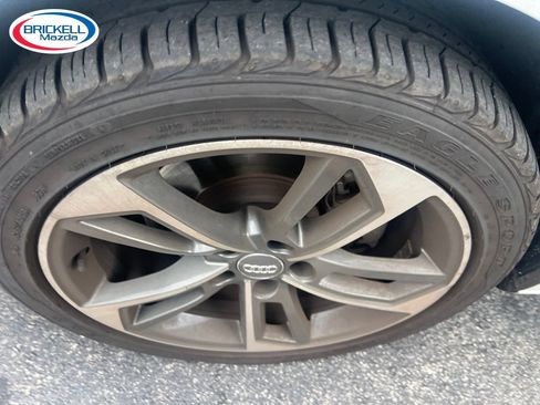 Used 2019 Audi A4 2.0T Premium FWD image 14