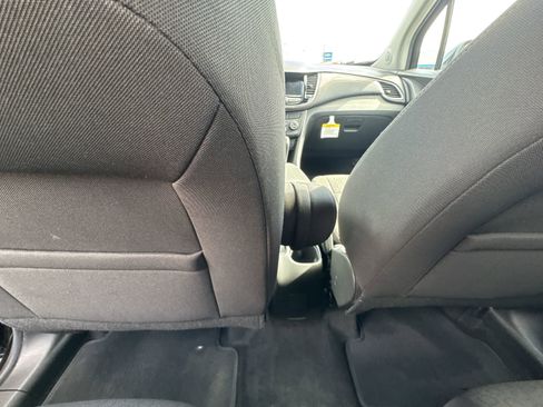 Used 2022 Chevrolet Trax LS w/ Tint and Cruise Package image 22