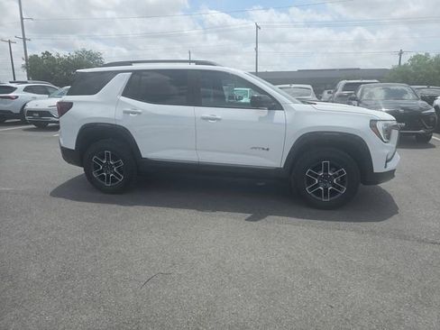 New 2026 GMC Terrain AT4 w/ Technology Package II AWD/4WD image 4