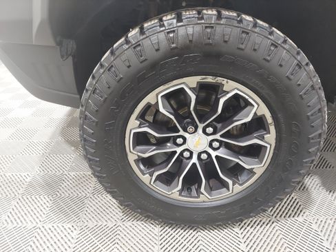 Used 2019 Chevrolet Colorado ZR2 AWD/4WD image 6