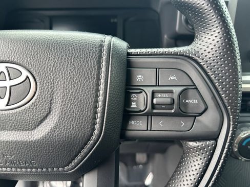 Certified 2026 Toyota Tacoma SR5 AWD/4WD image 20