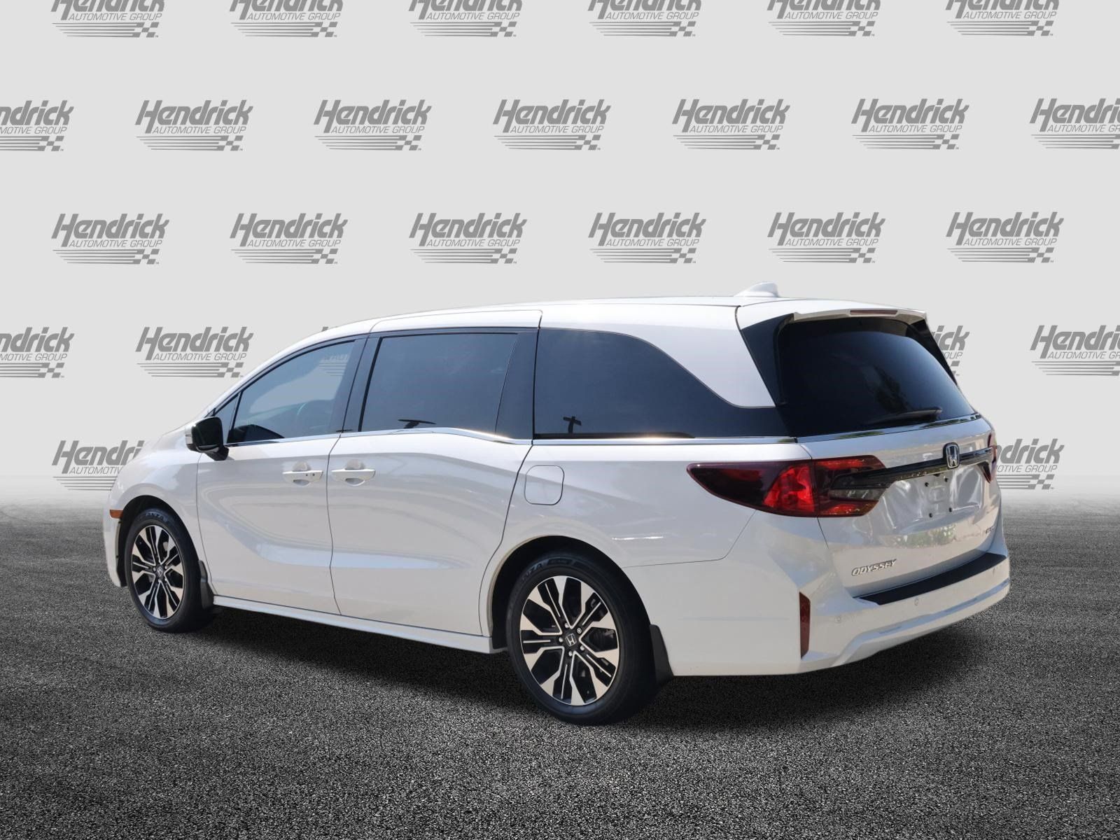 Used 2025 Honda Odyssey Elite image 7