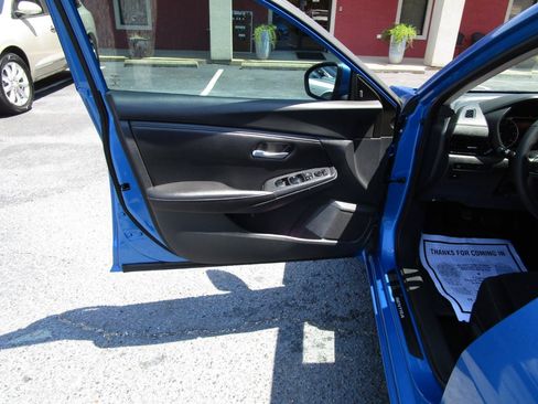 Used 2023 Nissan Sentra SV w/ All-Weather Package FWD image 16