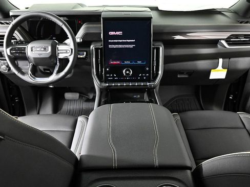 New 2026 GMC Yukon Elevation image 19