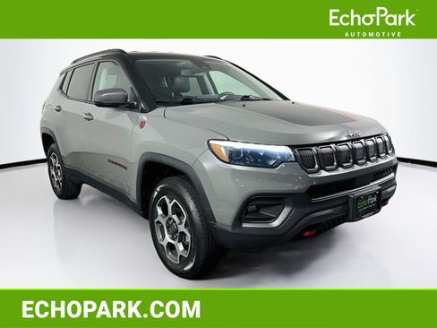 Used 2022 Jeep Compass Trailhawk w/ Trailhawk Elite Group AWD/4WD image 1