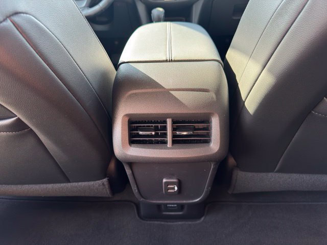 Used 2024 Chevrolet Equinox Premier AWD/4WD image 9