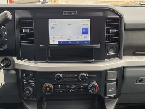 New 2026 Ford F350 XLT w/ FX4 Off-Road Package AWD/4WD image 16