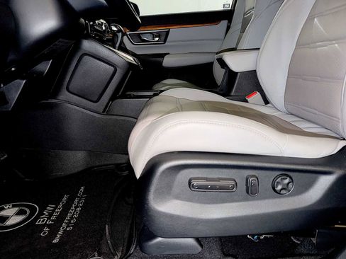 Used 2017 Honda CR-V EX-L image 10