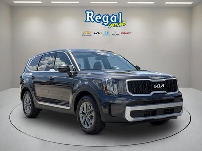 Used 2025 Kia Telluride LX