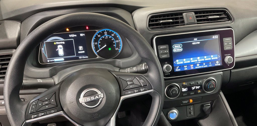Used 2025 Nissan Leaf S FWD image 18