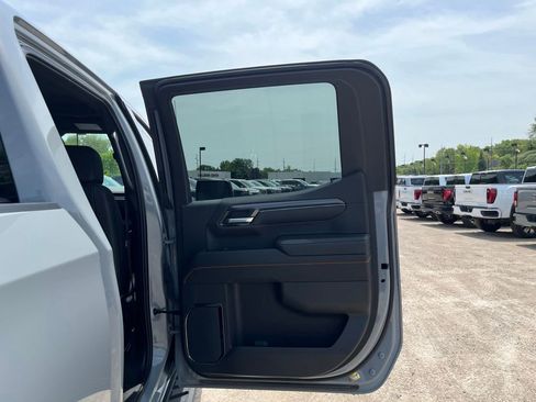 Used 2024 GMC Sierra 1500 AT4 w/ AT4 Premium Package AWD/4WD image 26