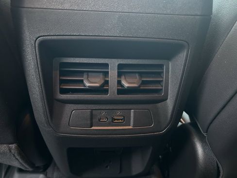 Used 2025 GMC Canyon AT4 image 22