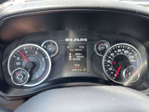 Used 2024 RAM 2500 Big Horn AWD/4WD image 24