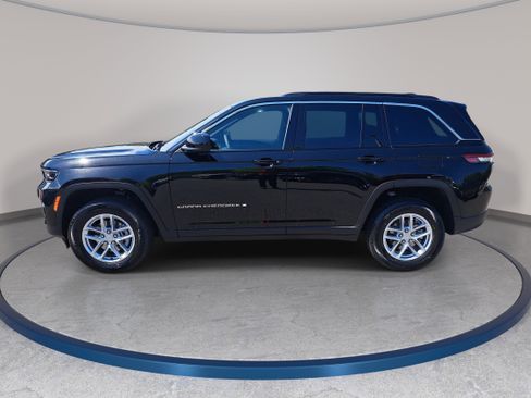 New 2026 Jeep Grand Cherokee Laredo X AWD/4WD image 8