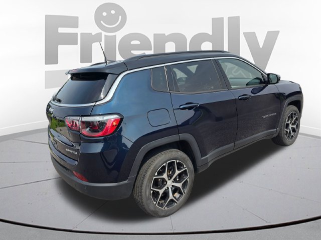Used 2024 Jeep Compass Limited AWD/4WD image 5