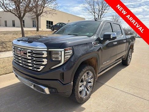 Used 2023 GMC Sierra 1500 Denali w/ Denali Reserve Package image 8