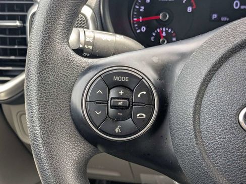 Used 2021 Kia Soul LX FWD image 21