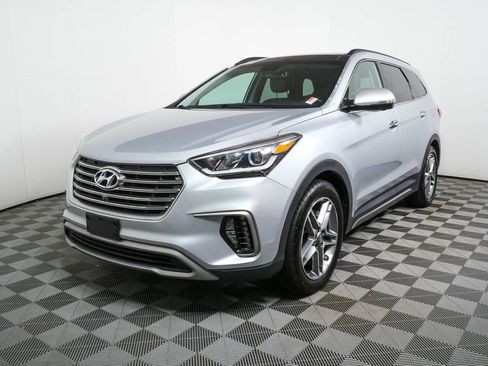 Used 2017 Hyundai Santa Fe Limited image 3