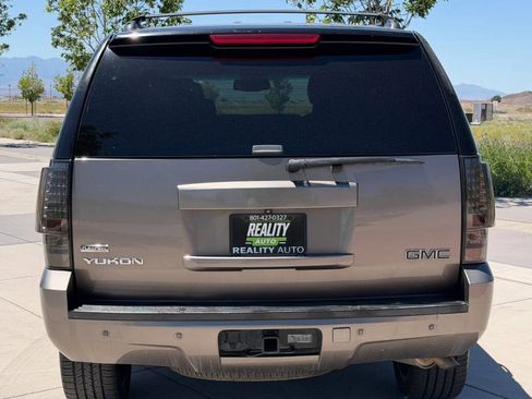 Used 2012 GMC Yukon SLT AWD/4WD image 7