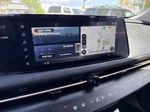 Certified 2024 Nissan Ariya AWD image 21