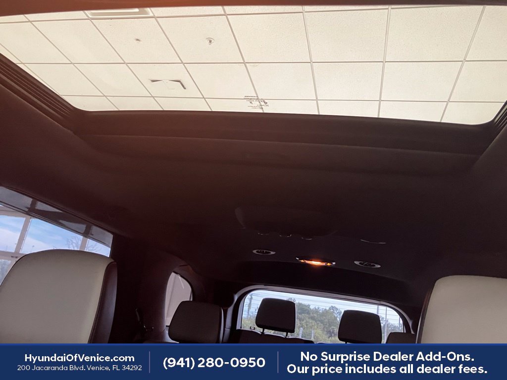Used 2023 Dodge Durango R/T RWD image 5