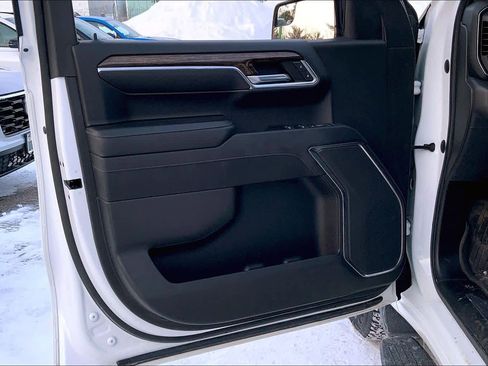 Used 2023 GMC Sierra 1500 SLE image 22