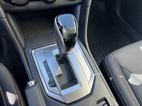 Used 2018 Subaru Crosstrek 2.0i Premium w/ Eyesight System image 25