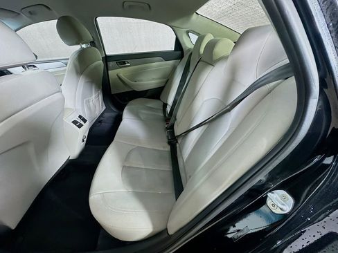 Used 2018 Hyundai Sonata SEL w/ Tech Package 04 FWD image 13