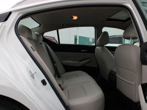 Certified 2023 Nissan Altima 2.5 SL image 12