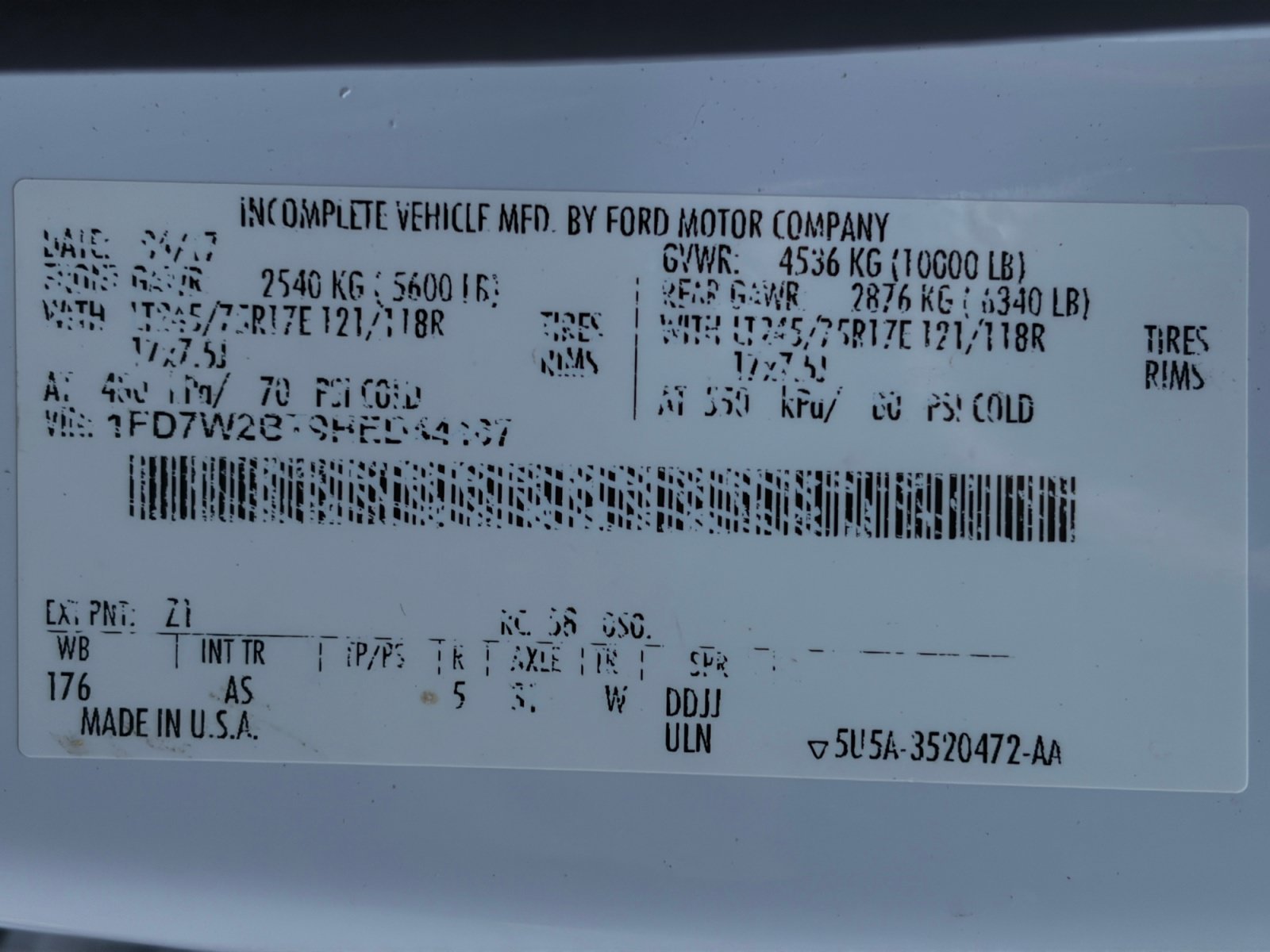 Used 2017 Ford F250 XL w/ Power Equipment Group AWD/4WD image 34