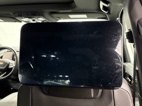 New 2026 Chevrolet Suburban High Country image 30