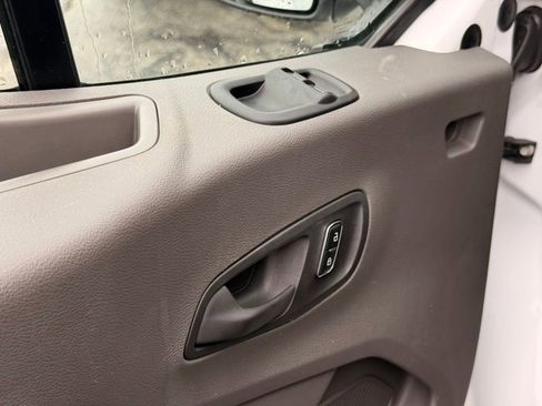 Used 2024 Ford Transit 250 Low Roof w/ Exterior Upgrade Package image 13