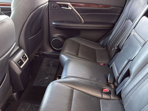Used 2018 Lexus RX 350L image 33