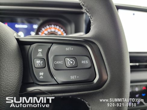 New 2025 Jeep Wrangler Unlimited Rubicon w/ Steel Bumper Group image 17