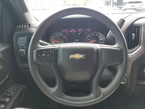 Used 2022 Chevrolet Silverado 1500 Custom image 23