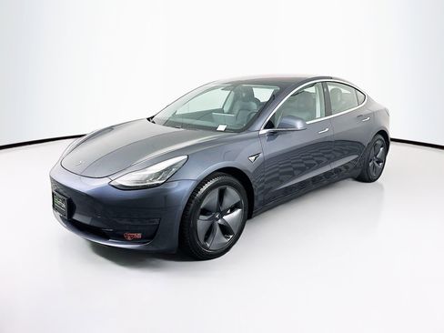 Used 2018 Tesla Model 3 Long Range image 3