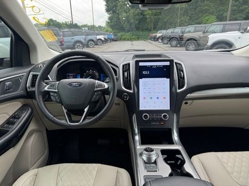 Used 2024 Ford Edge Titanium w/ Titanium Elite Package AWD/4WD image 19