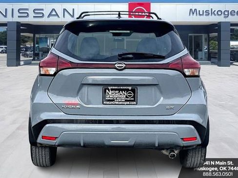 Used 2023 Nissan Kicks SR w/ Exterior Package image 6