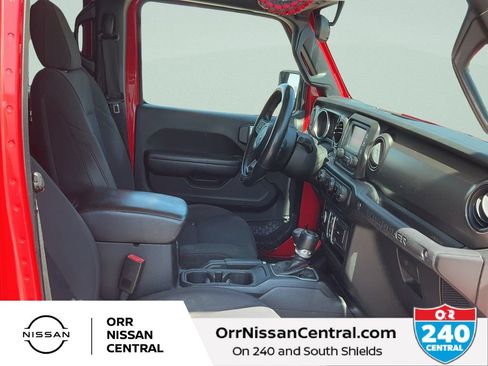 Used 2018 Jeep Wrangler Unlimited Sport S AWD/4WD image 11