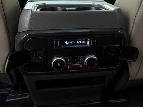 Used 2020 Ford Expedition Limited w/ Equipment Group 302A AWD/4WD image 23