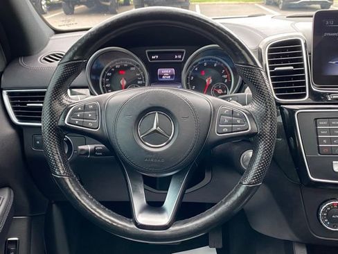 Used 2019 Mercedes-Benz GLS 450 4MATIC image 45