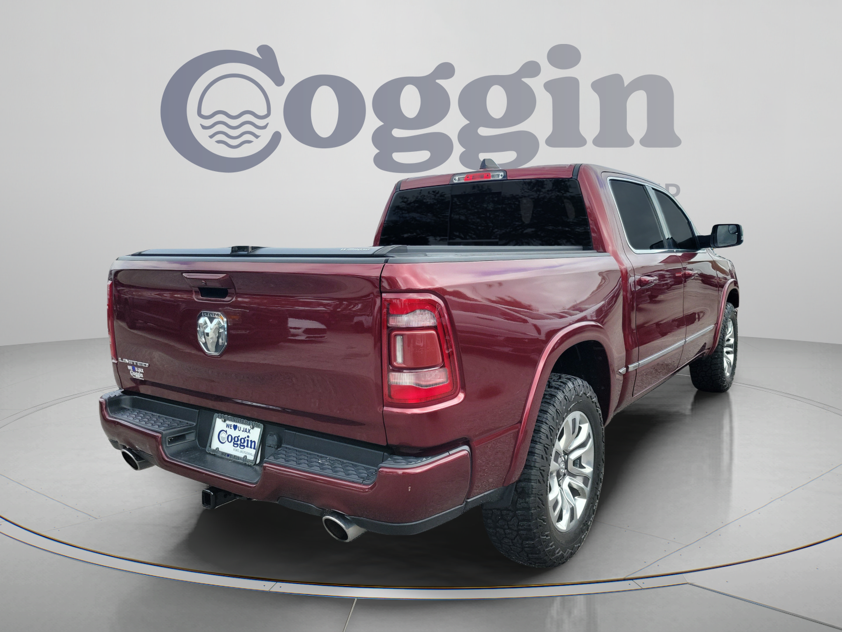 Used 2023 RAM 1500 Limited w/ Body Color Bumper Group AWD/4WD image 3
