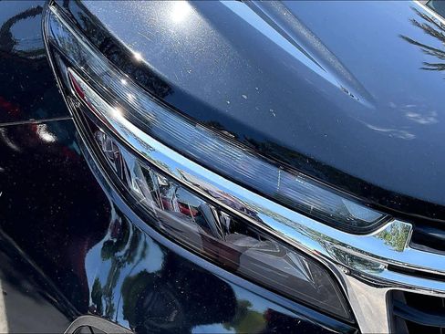 Used 2023 Chevrolet Equinox LS w/ Driver Confidence II Package FWD image 51