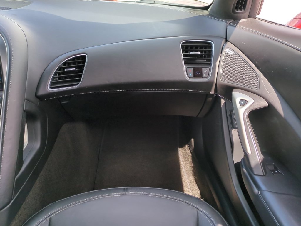Used 2016 Chevrolet Corvette Stingray Convertible w/ 3LT Preferred Equipment Group RWD image 18
