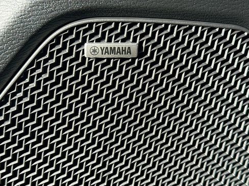 New 2026 Mitsubishi Outlander SE image 19