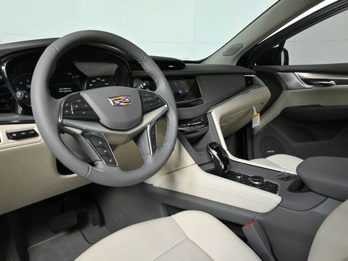 New 2024 Cadillac XT5 Premium Luxury w/ Technology Package image 7