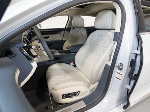 Used 2020 Bentley Flying Spur W12 w/ First Edition Specification image 39