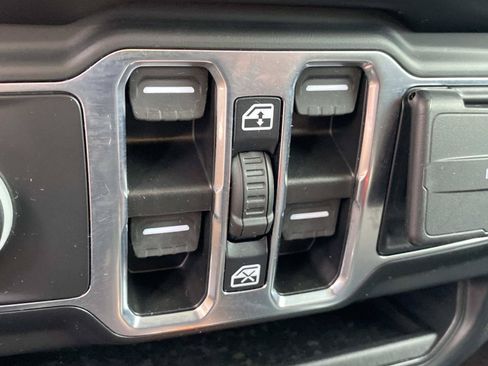 Used 2023 Jeep Wrangler Unlimited w/ 8.4" Radio Group AWD/4WD image 32