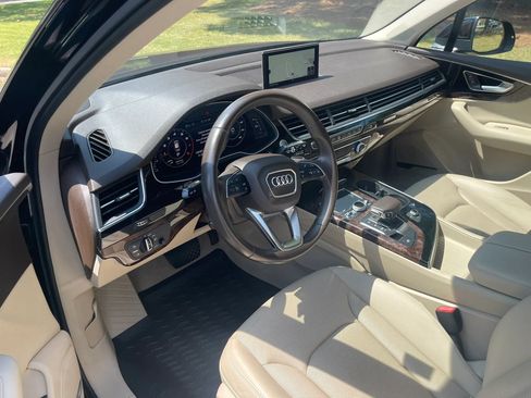 Used 2017 Audi Q7 3.0T Premium Plus AWD/4WD image 11
